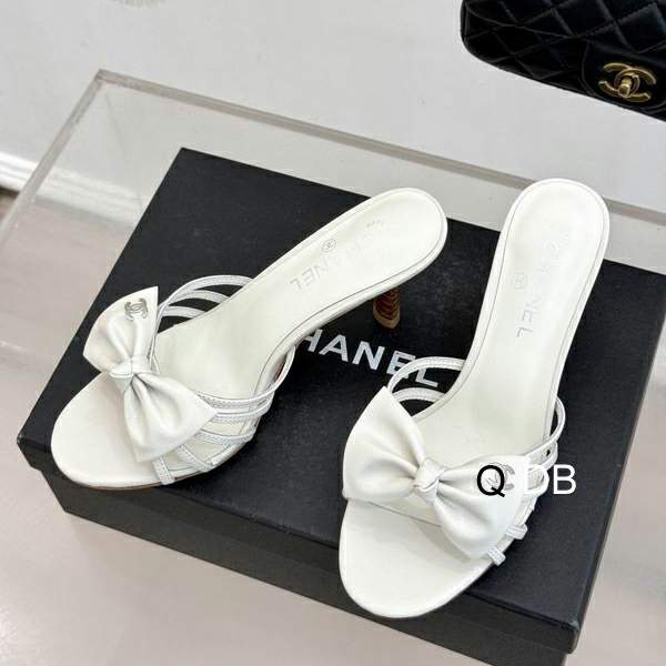 Picture of Chanel Shoes _SKUChanelsz35-40DB04512870
